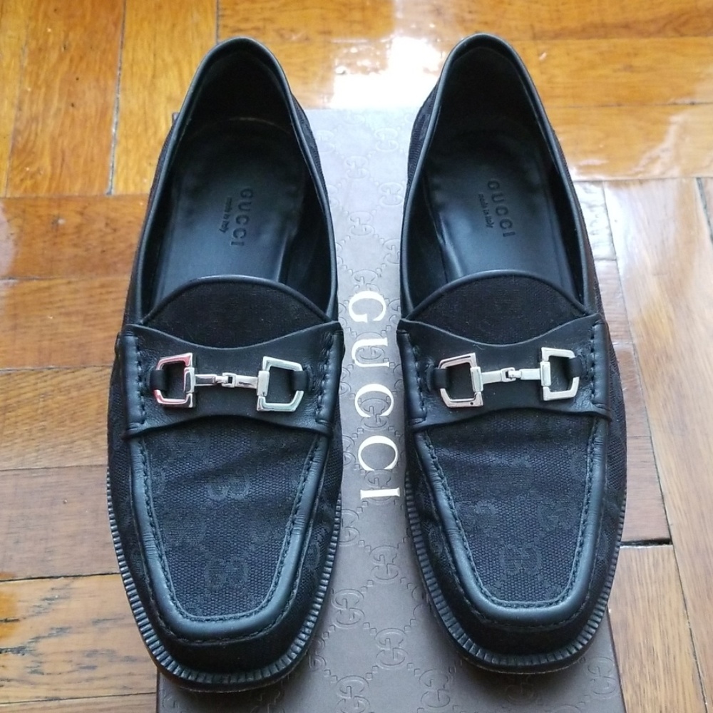 Gucci black canvas logo loafer, size 37.5